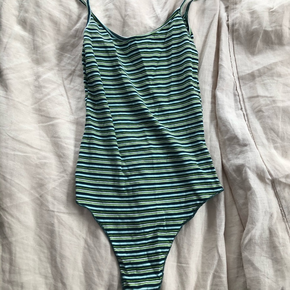brandy melville bodysuit